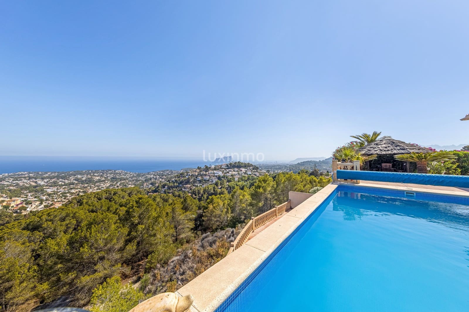 4 soverom Villa til salgs i Teulada med svømmebasseng garasje - € 1 550 000 (Ref: 8468731)