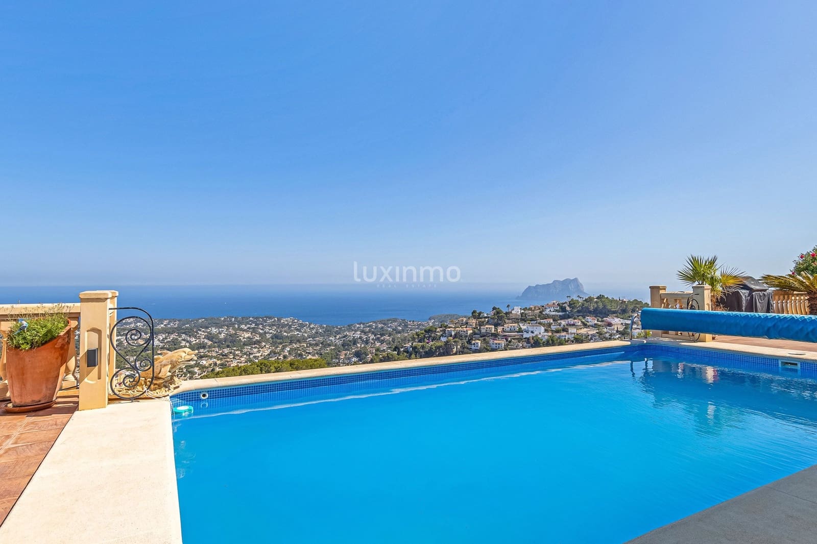 4 soverom Villa til salgs i Teulada med svømmebasseng garasje - € 1 550 000 (Ref: 8468731)