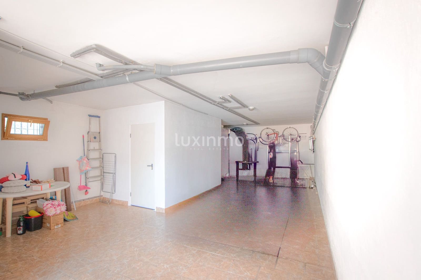 3 soverom Villa til leie i Calpe / Calp med svømmebasseng garasje - € 2 100 (Ref: 8473463)