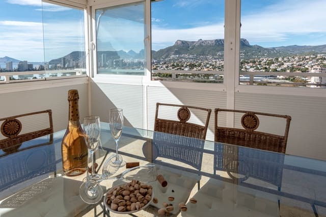 3 sypialnia Penthouse na sprzedaż w Calpe / Calp z basenem garażem - 875 000 € (Ref: 8495458)