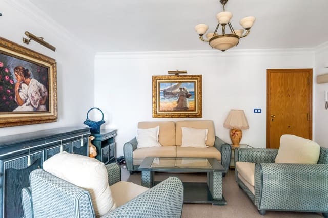 2 soverom Leilighet til leie i Benidorm med svømmebasseng garasje - € 1 100 (Ref: 8525111)