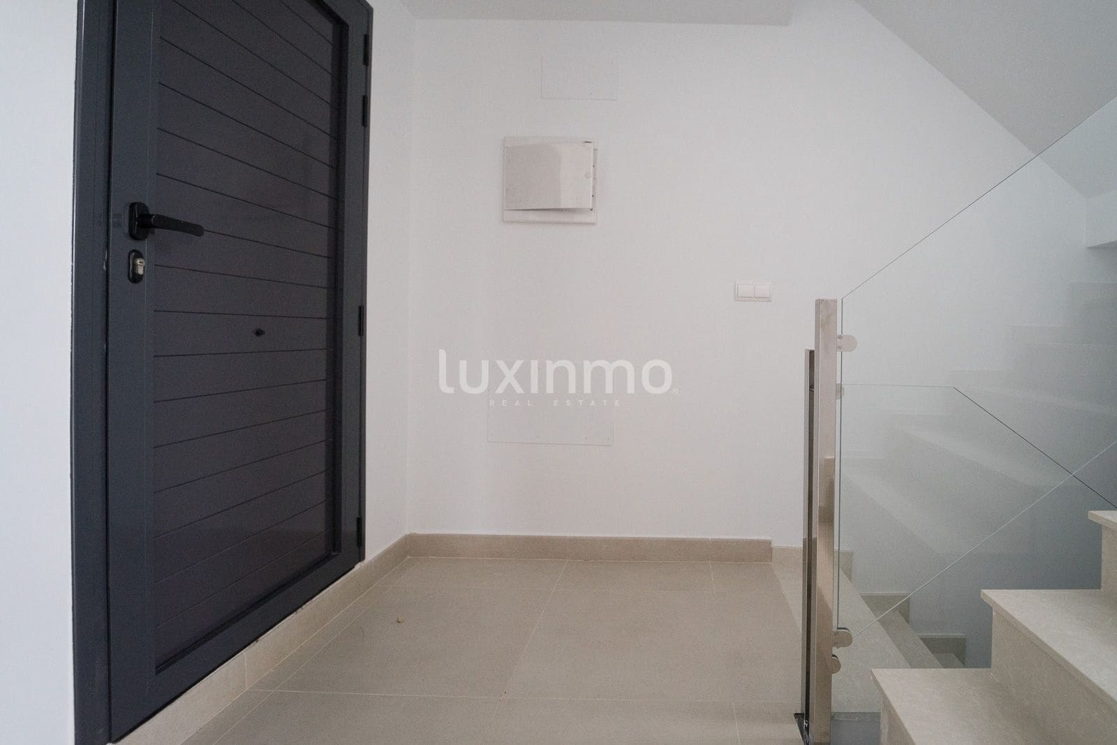 5 makuuhuone Huvila vuokrattavana paikassa La Nucia mukana 
autotalli - 2 000 € (Ref: 8599087)