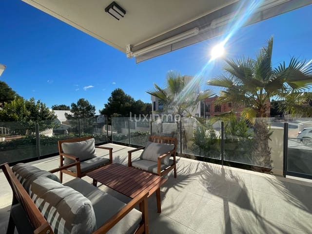 5 bedroom Villa for rent in La Nucia - € 2,000 (Ref: 8599087)