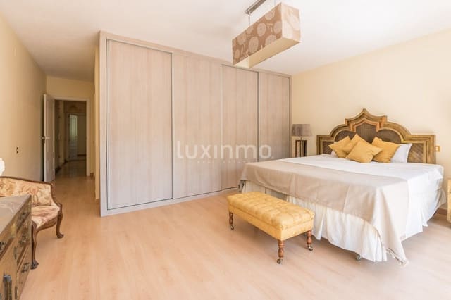 3 sovrum Villa att hyra i Benidorm med pool garage - 3 200 € (Ref: 8614812)