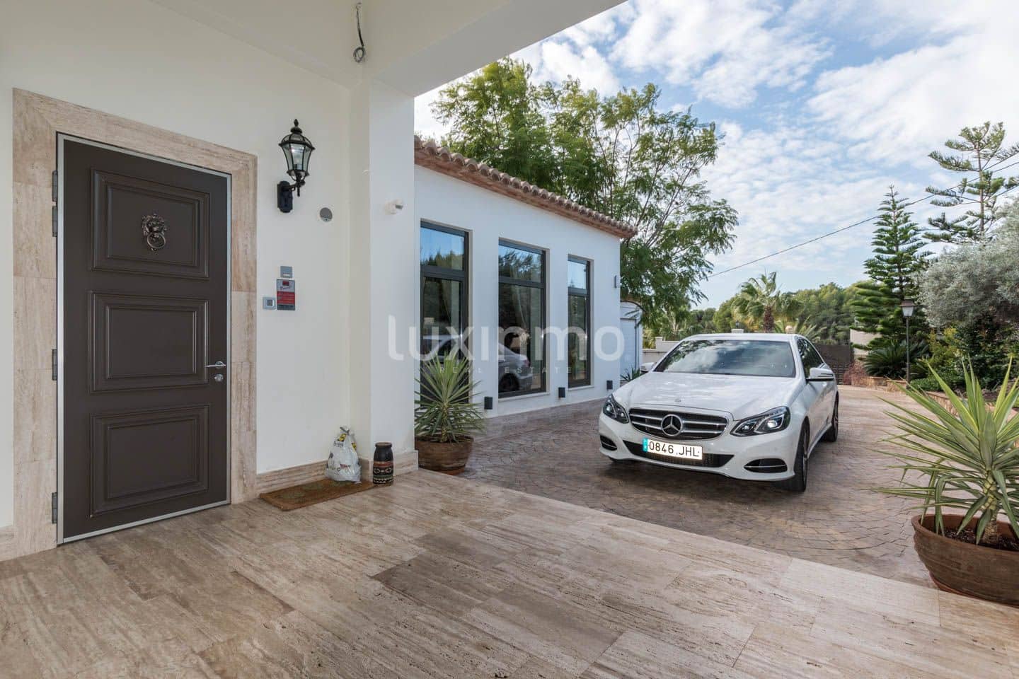 5 bedroom Villa for rent in Moraira with pool garage - € 8,500 (Ref: 8633008)