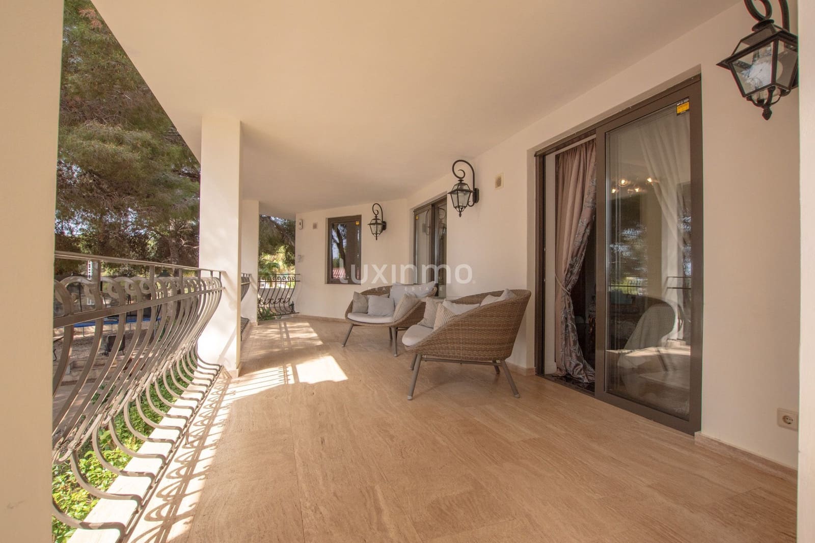 5 bedroom Villa for rent in Moraira with pool garage - € 8,500 (Ref: 8633008)