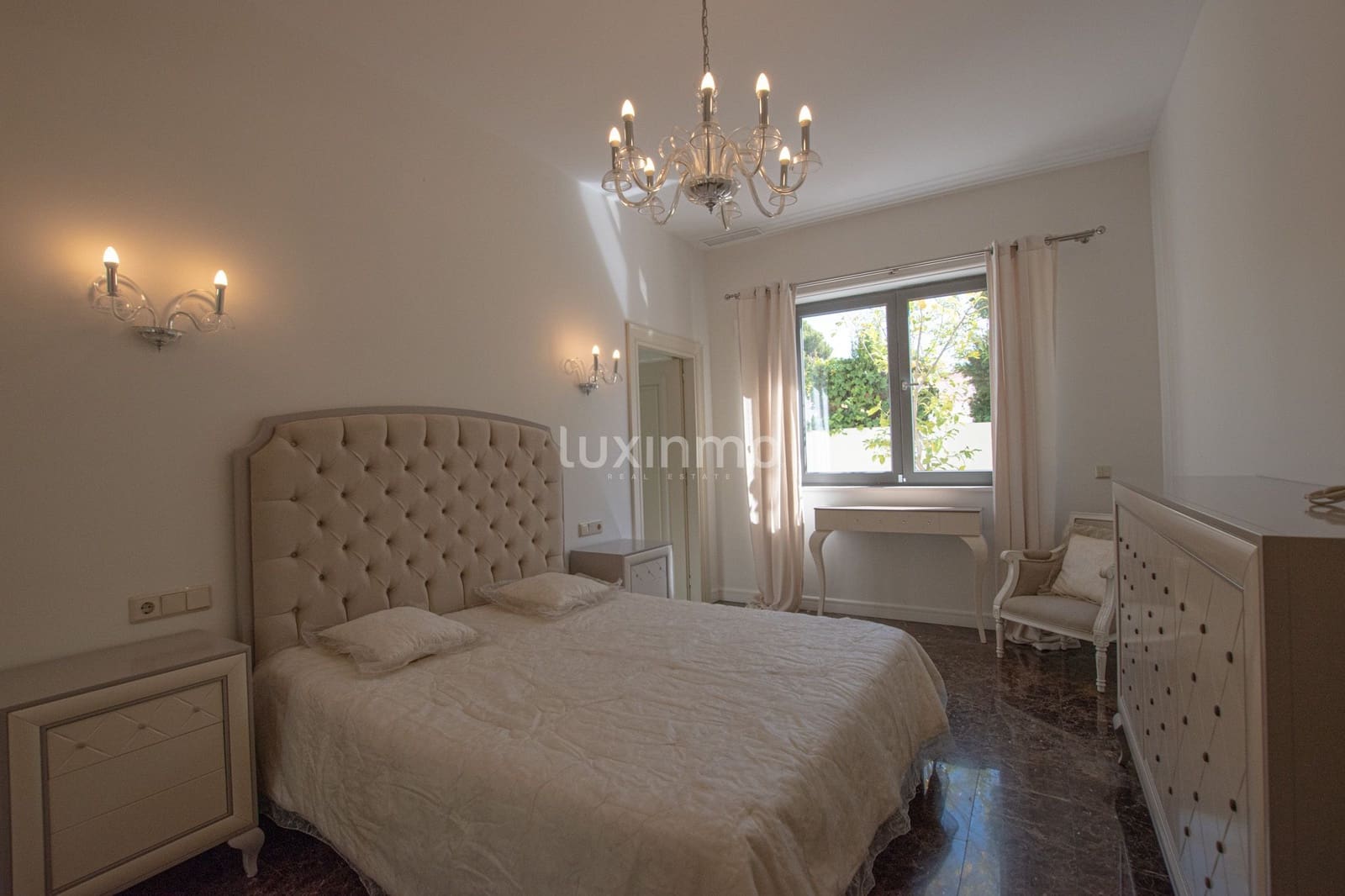 5 bedroom Villa for rent in Moraira with pool garage - € 8,500 (Ref: 8633008)