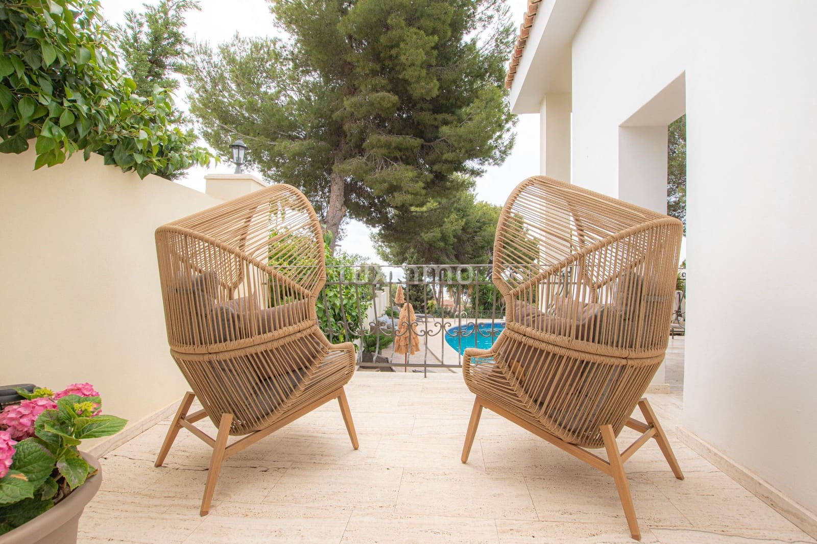 5 bedroom Villa for rent in Moraira with pool garage - € 8,500 (Ref: 8633008)