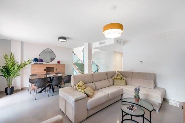 4 makuuhuone Huvila vuokrattavana paikassa Benidorm mukana uima-altaan 
autotalli - 3 100 € (Ref: 8644586)