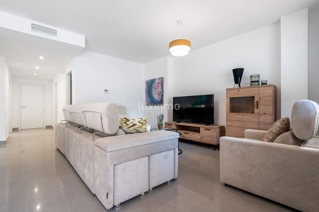 4 makuuhuone Huvila vuokrattavana paikassa Benidorm mukana uima-altaan 
autotalli - 3 100 € (Ref: 8644586)