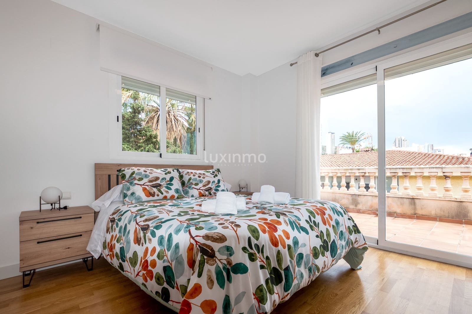 4 makuuhuone Huvila vuokrattavana paikassa Benidorm mukana uima-altaan 
autotalli - 3 100 € (Ref: 8644586)