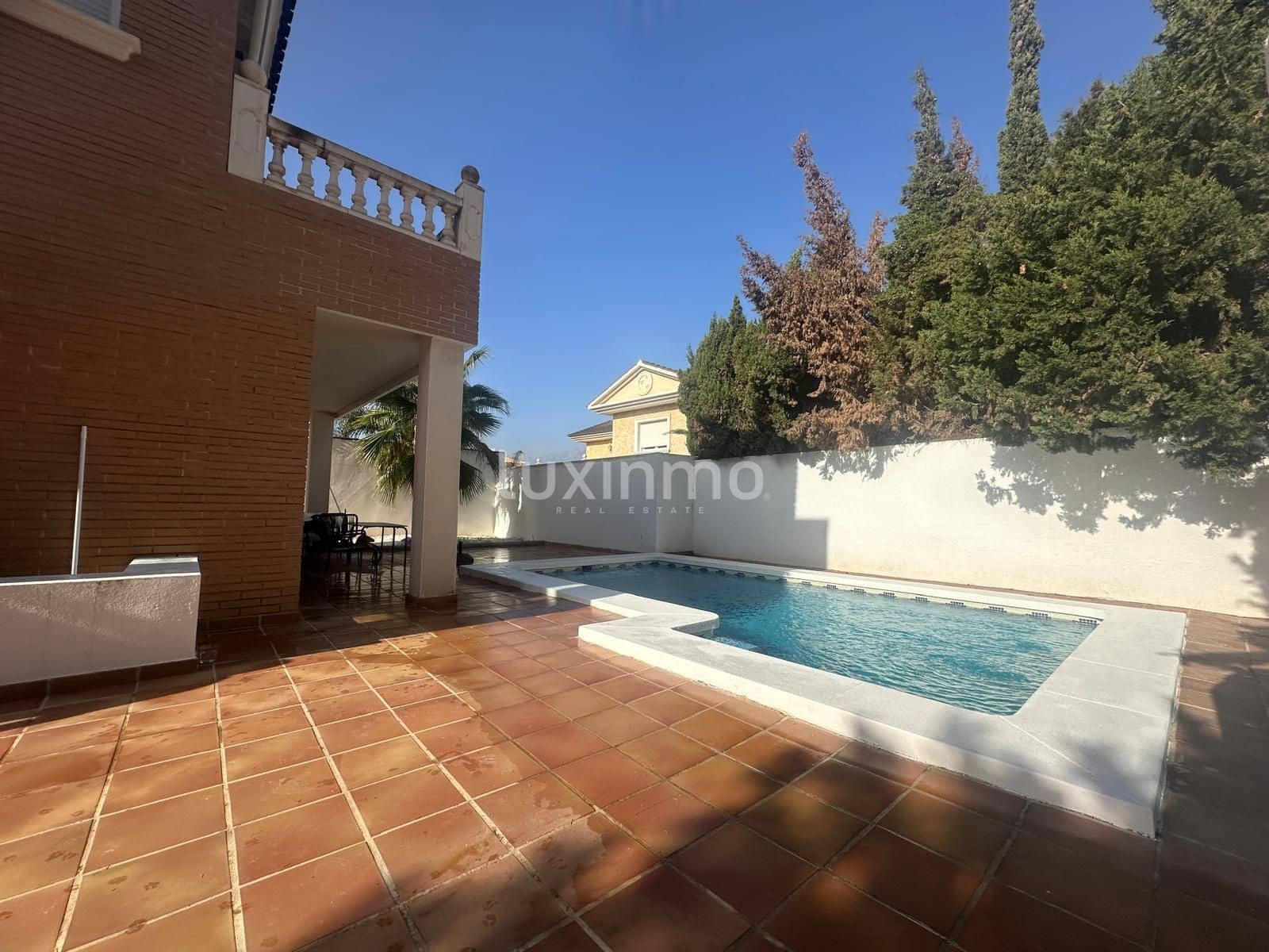 4 makuuhuone Huvila vuokrattavana paikassa Benidorm mukana uima-altaan 
autotalli - 3 100 € (Ref: 8644586)