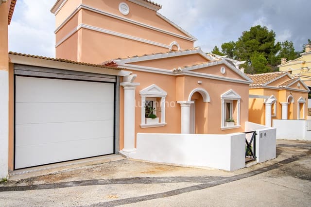 3 camera da letto Villetta a Schiera da affittare in Calpe / Calp con piscina garage - 2.500 € (Rif: 8661909)