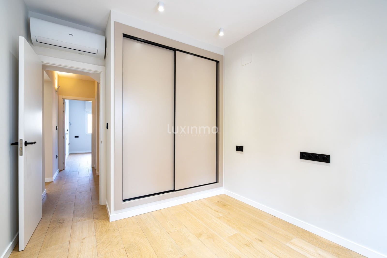 3 sypialnia Dom szeregowy do wynajęcia w Calpe / Calp z basenem garażem - 2 500 € (Ref: 8661909)