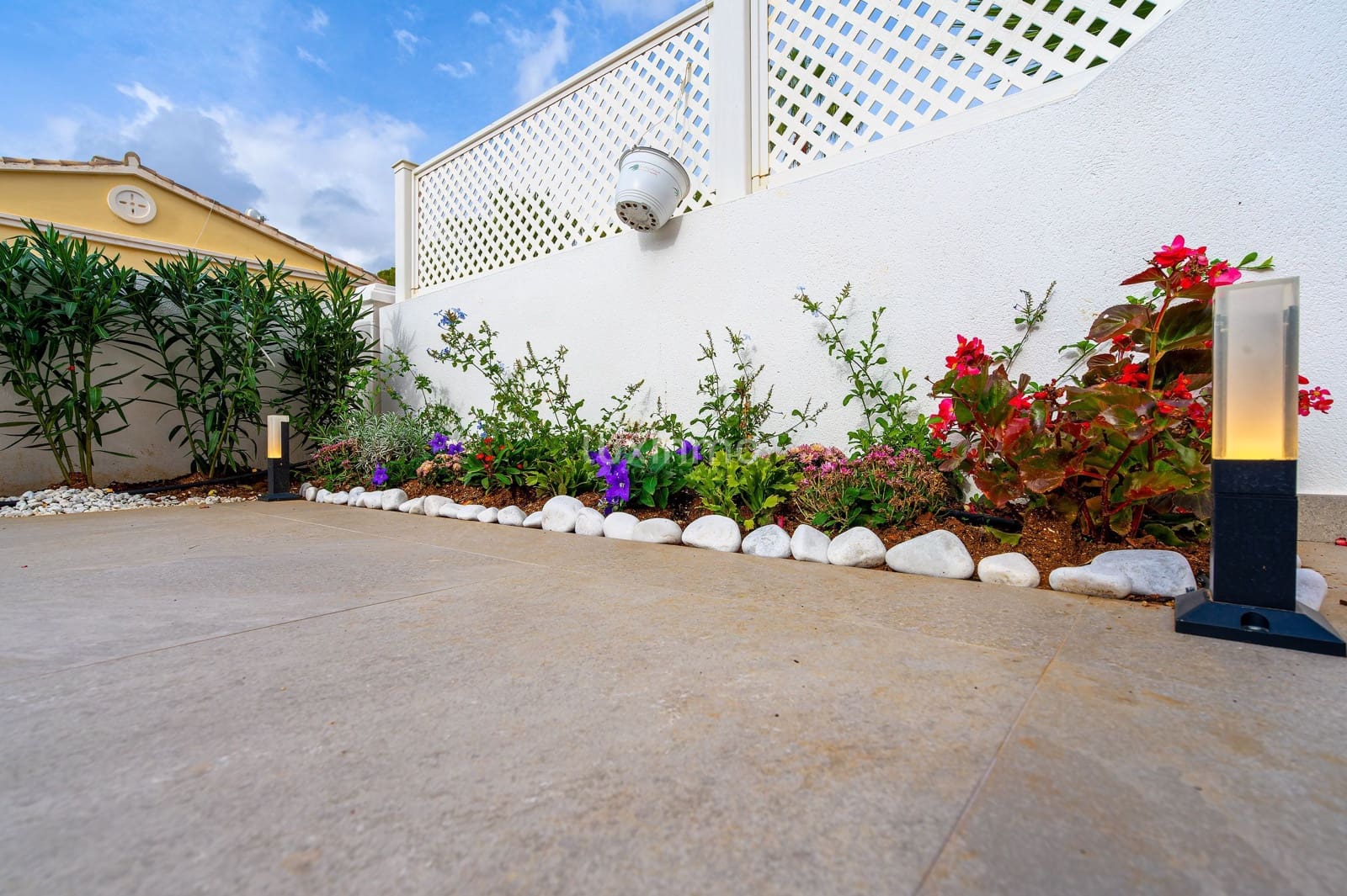 3 sypialnia Dom szeregowy do wynajęcia w Calpe / Calp z basenem garażem - 2 500 € (Ref: 8661909)