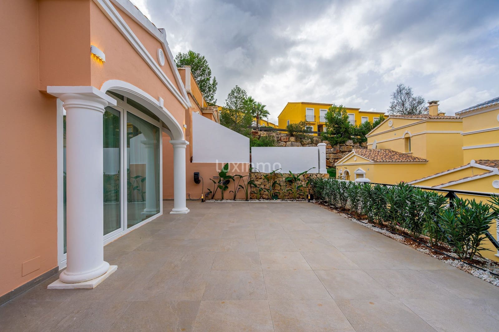 3 sypialnia Dom szeregowy na sprzedaż w Calpe / Calp z basenem garażem - 499 000 € (Ref: 8670864)