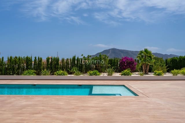5 sovrum Villa till salu i Altea med pool garage - 2 250 000 € (Ref: 8699465)
