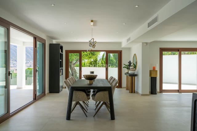 5 sovrum Villa till salu i Altea med pool garage - 2 250 000 € (Ref: 8699465)