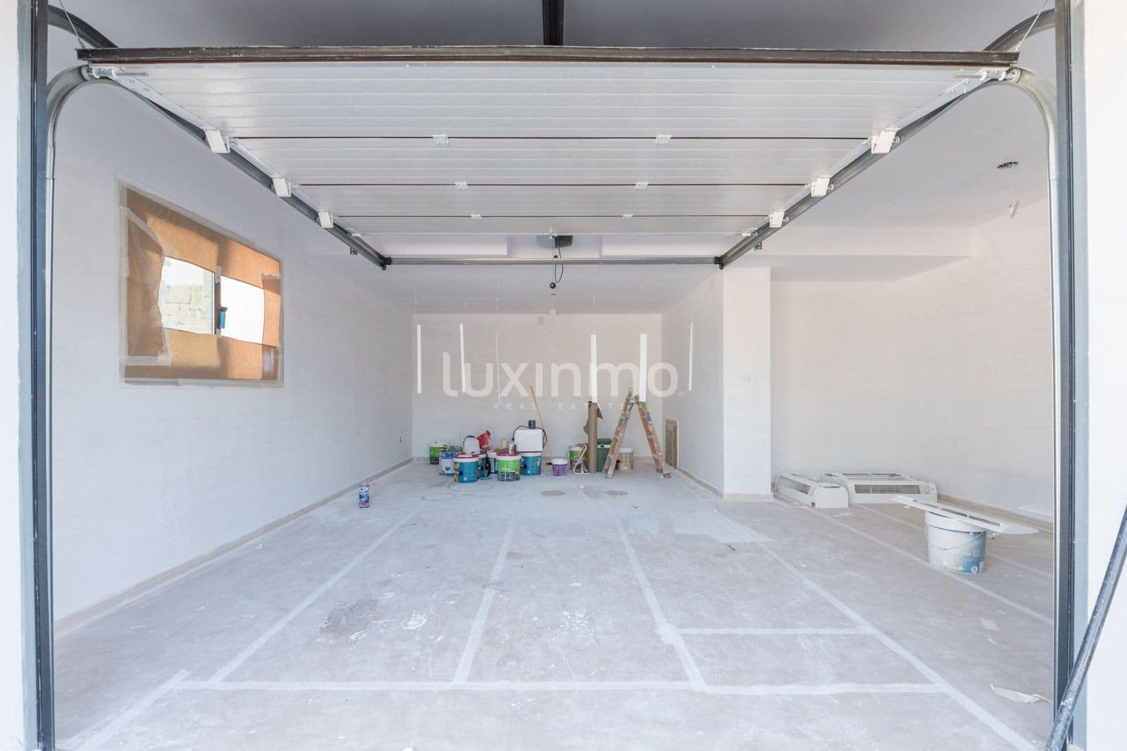 5 bedroom Villa for sale in Altea with pool garage - € 2,250,000 (Ref: 8699465)