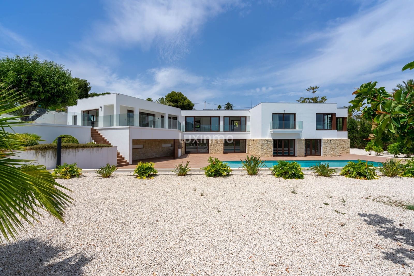 5 bedroom Villa for sale in Altea with pool garage - € 2,250,000 (Ref: 8699465)