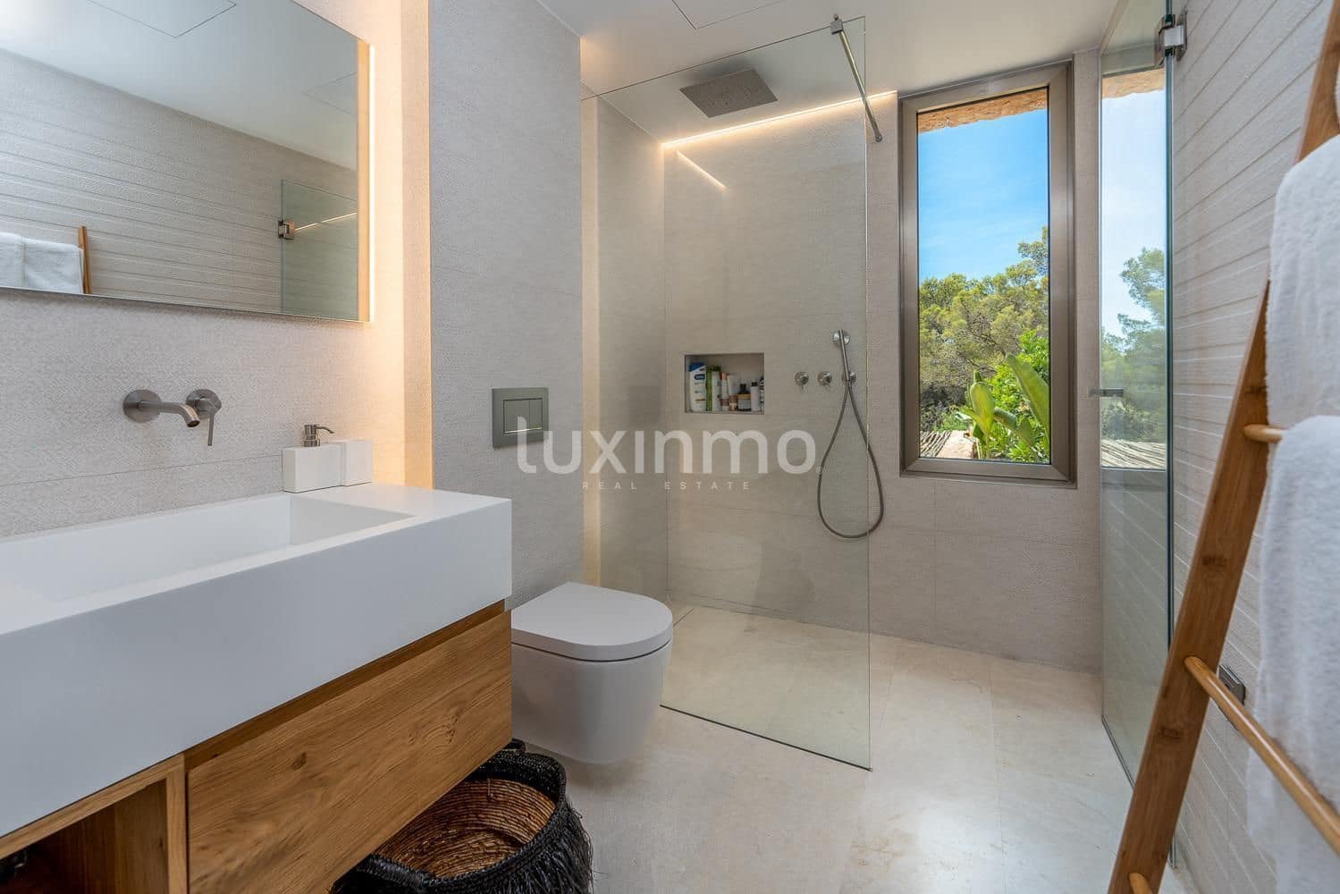 8 soverom Villa til salgs i San Jose / Sant Josep de Sa Talaia med svømmebasseng garasje - € 9 980 000 (Ref: 8705855)