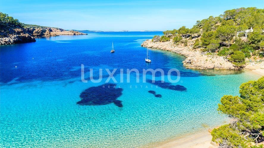 5 soveværelse Villa til salg i Sant Antoni de Portmany med swimmingpool garage - € 8.250.000 (Ref: 8705859)