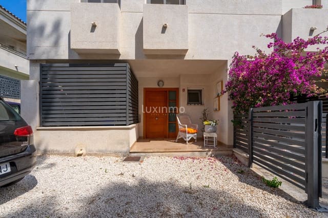 4 soverom Villa til salgs i Teulada, Teulada-Moraira med svømmebasseng garasje - € 460 000 (Ref: 8708336)