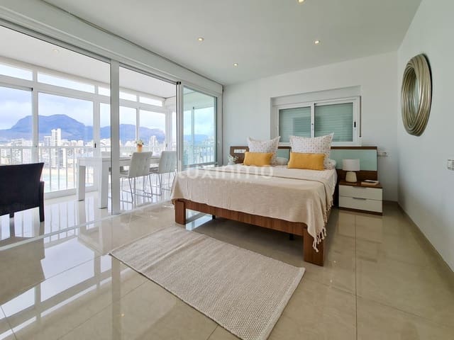 2 bedroom Apartment for rent in Benidorm with pool - € 1,200 (Ref: 8733743)