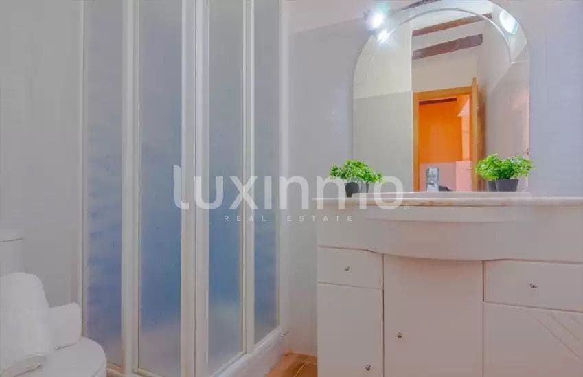 5 soveværelse Villa til leje i Calpe / Calp med swimmingpool garage - € 3.000 (Ref: 8735858)