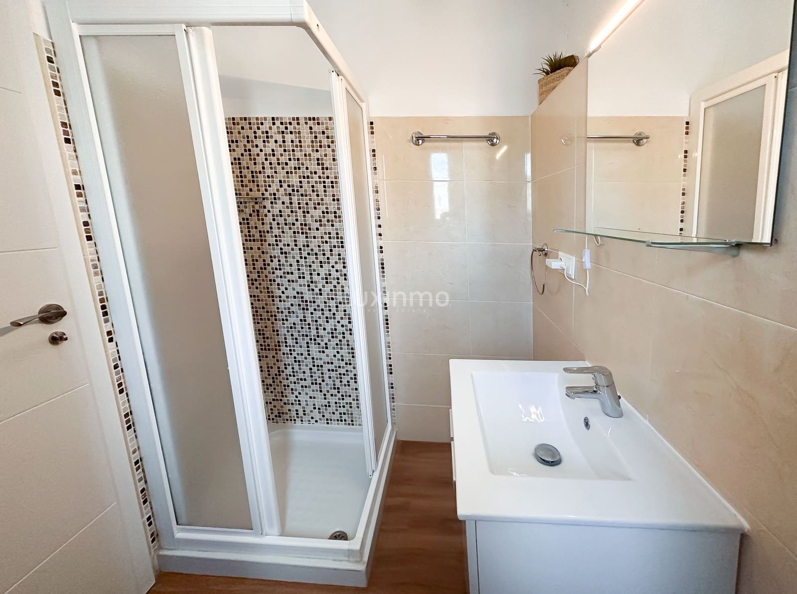 5 soveværelse Villa til leje i Calpe / Calp med swimmingpool garage - € 3.000 (Ref: 8735858)