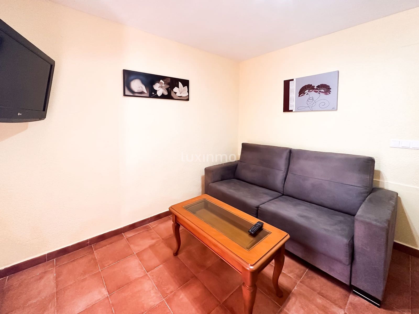 5 soveværelse Villa til leje i Calpe / Calp med swimmingpool garage - € 3.000 (Ref: 8735858)