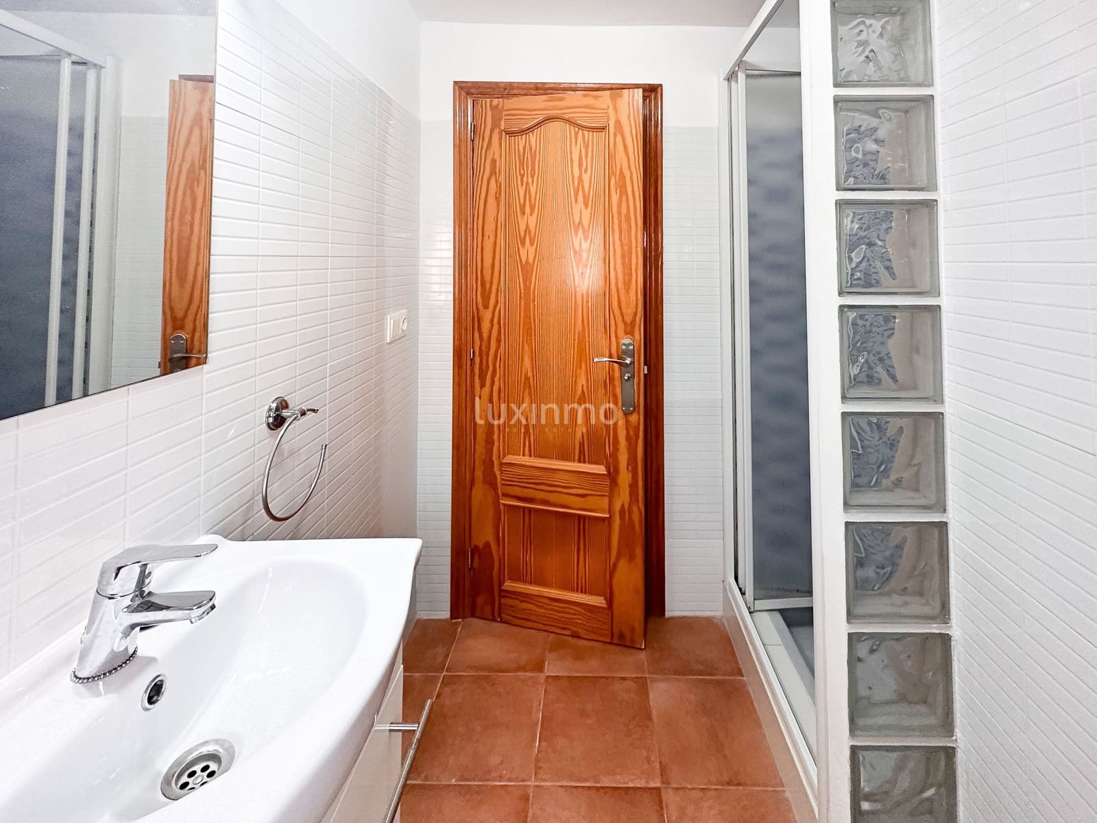 5 soveværelse Villa til leje i Calpe / Calp med swimmingpool garage - € 3.000 (Ref: 8735858)