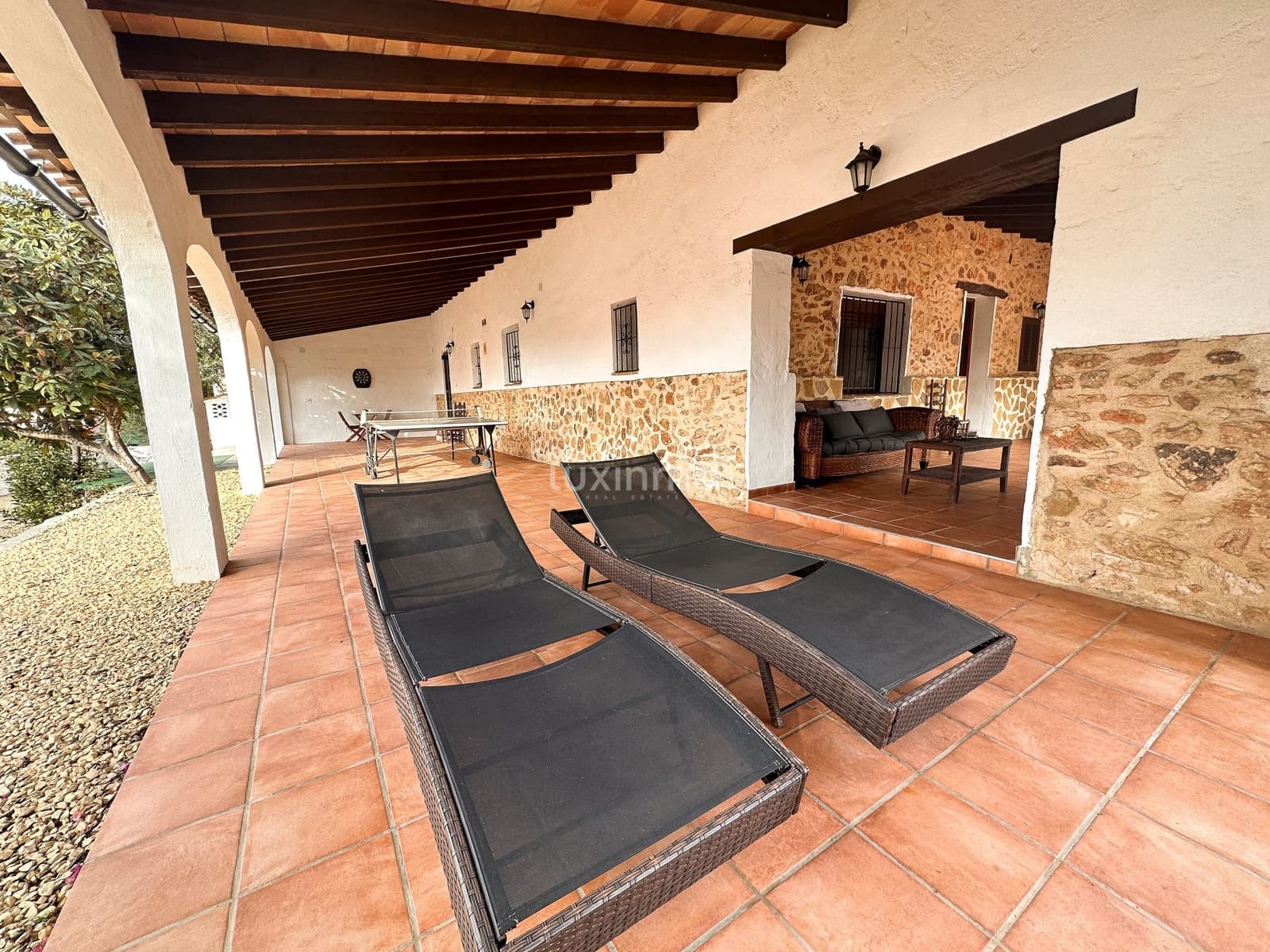 5 soveværelse Villa til leje i Calpe / Calp med swimmingpool garage - € 3.000 (Ref: 8735858)