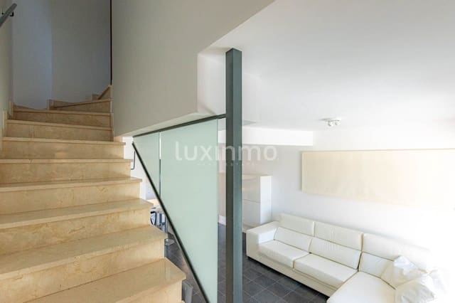 3 Zimmer Reihenhaus zu vermieten in Altea mit Pool Garage - 1.800 € (Ref: 8755007)