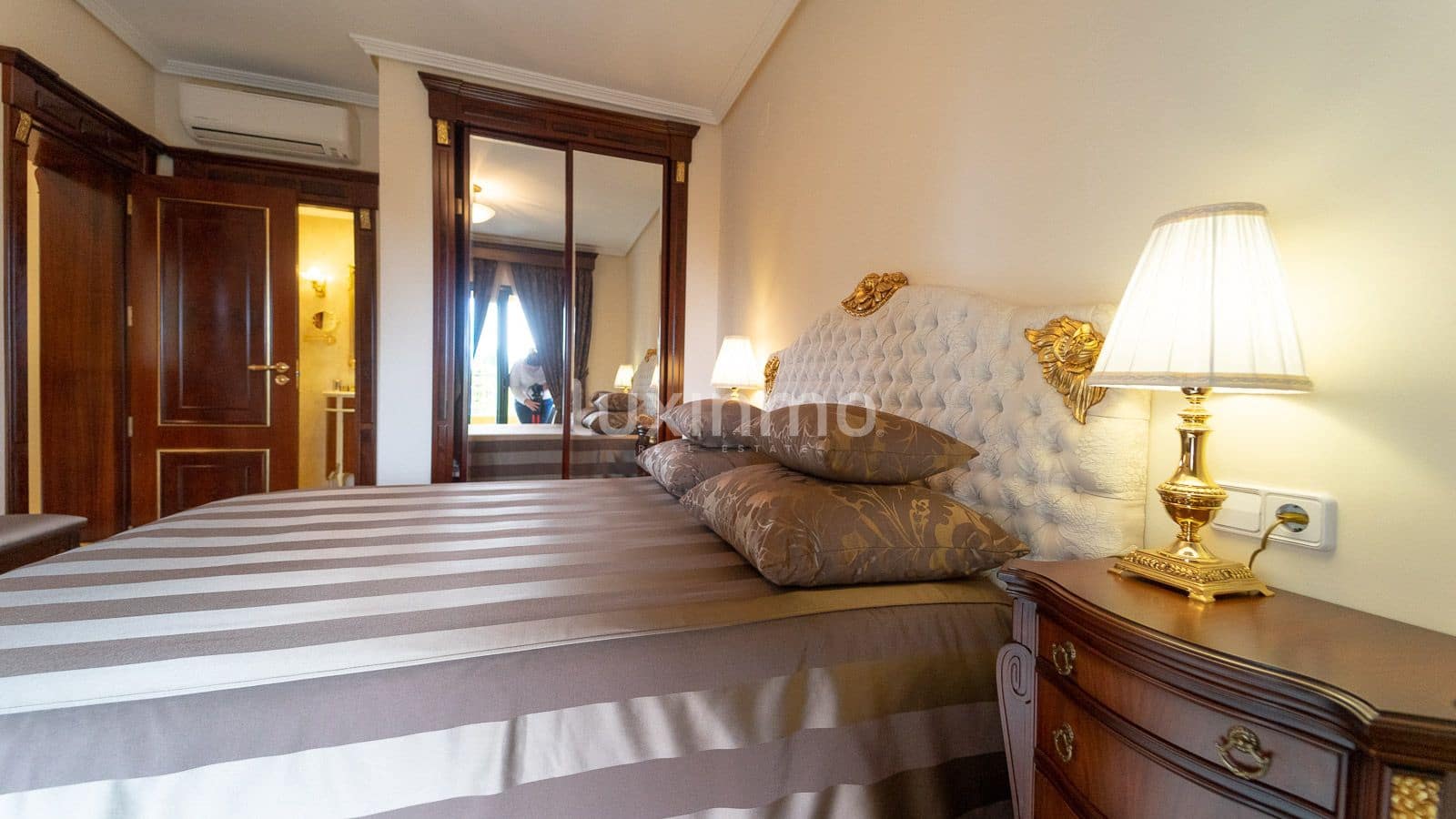 3 bedroom Villa for sale in Altea with pool garage - € 880,000 (Ref: 8775808)