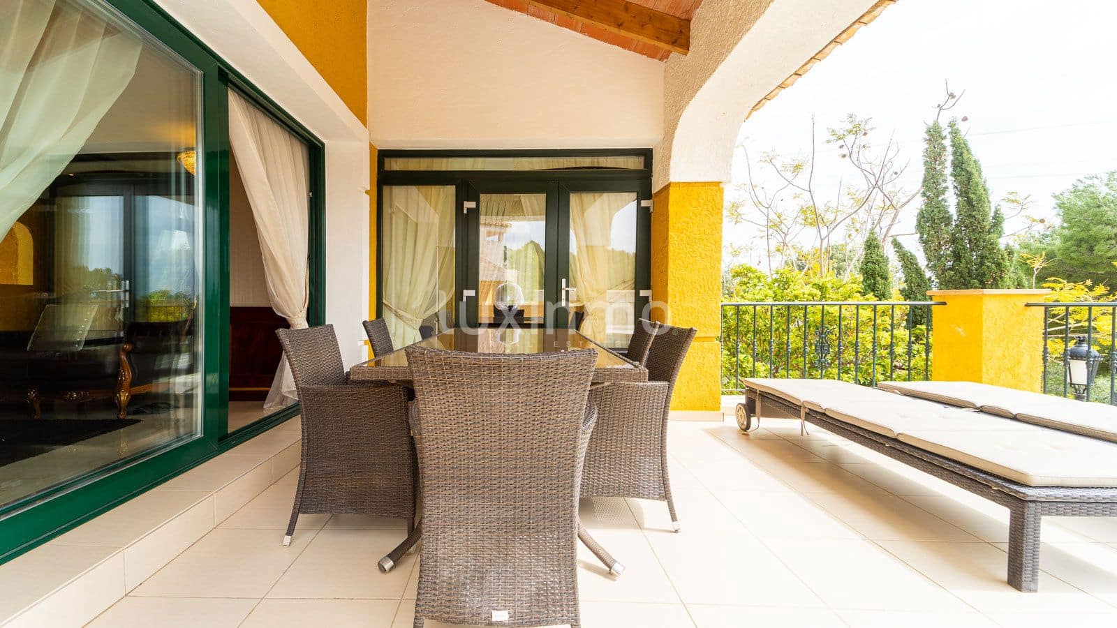 3 bedroom Villa for sale in Altea with pool garage - € 880,000 (Ref: 8775808)