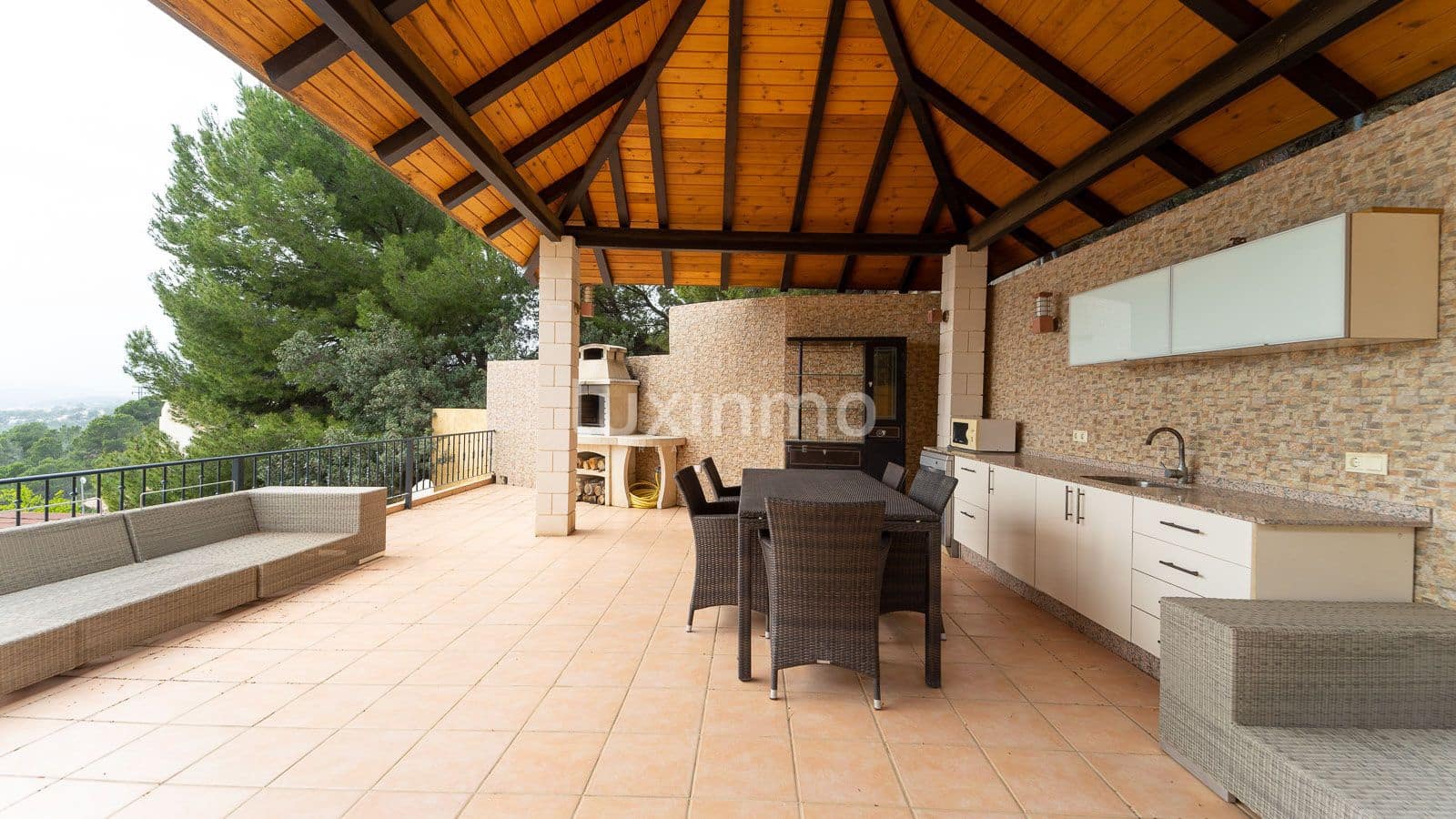 3 bedroom Villa for sale in Altea with pool garage - € 880,000 (Ref: 8775808)