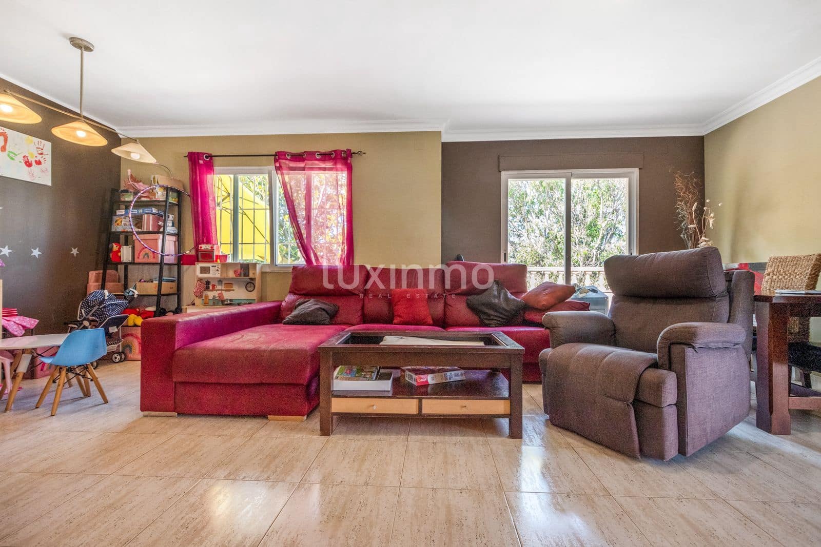 6 sypialnia Willa na sprzedaż w Altea z basenem garażem - 950 000 € (Ref: 8781050)