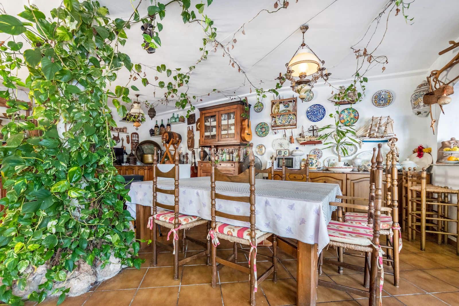 6 sypialnia Willa na sprzedaż w Altea z basenem garażem - 950 000 € (Ref: 8781050)
