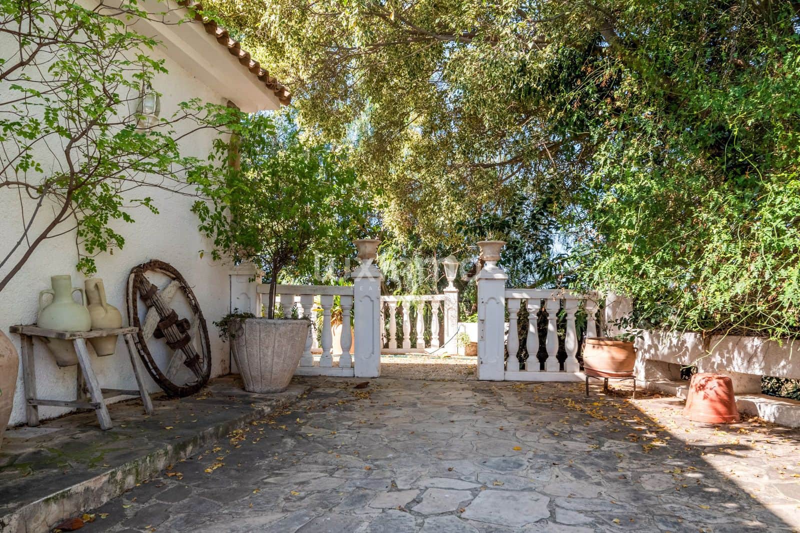 6 sypialnia Willa na sprzedaż w Altea z basenem garażem - 950 000 € (Ref: 8781050)