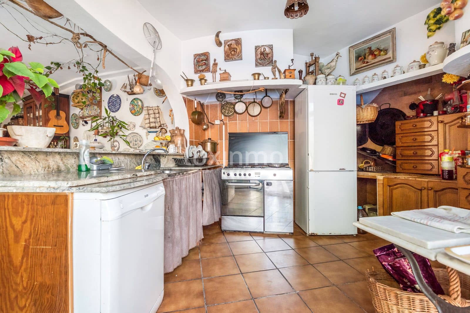 6 sypialnia Willa na sprzedaż w Altea z basenem garażem - 950 000 € (Ref: 8781050)