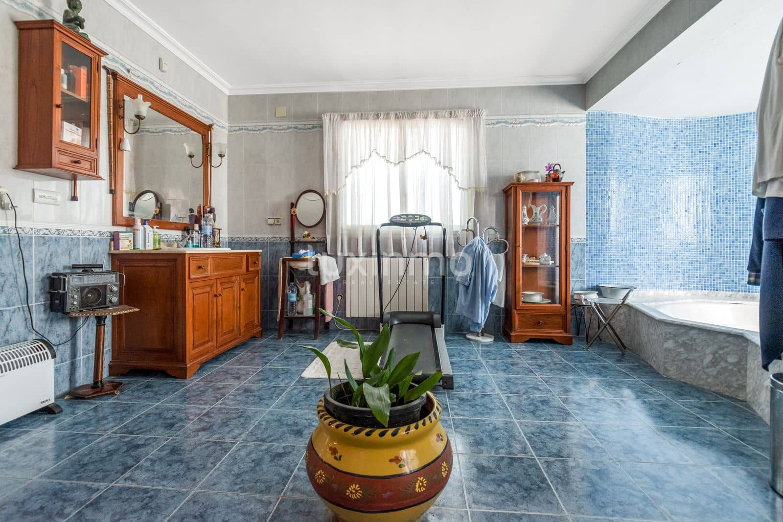 6 sypialnia Willa na sprzedaż w Altea z basenem garażem - 950 000 € (Ref: 8781050)