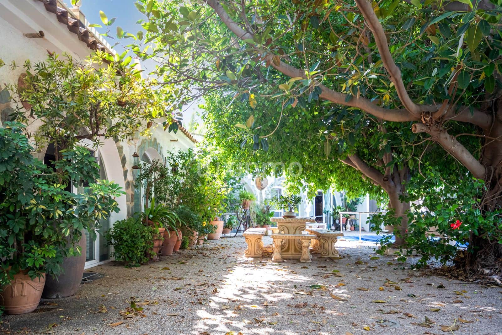 6 sypialnia Willa na sprzedaż w Altea z basenem garażem - 950 000 € (Ref: 8781050)