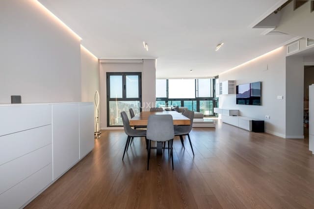 3 makuuhuone Kattohuoneisto vuokrattavana paikassa Benidorm mukana uima-altaan 
autotalli - 3 000 € (Ref: 8785916)