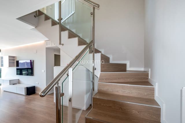 3 makuuhuone Kattohuoneisto vuokrattavana paikassa Benidorm mukana uima-altaan 
autotalli - 3 000 € (Ref: 8785916)