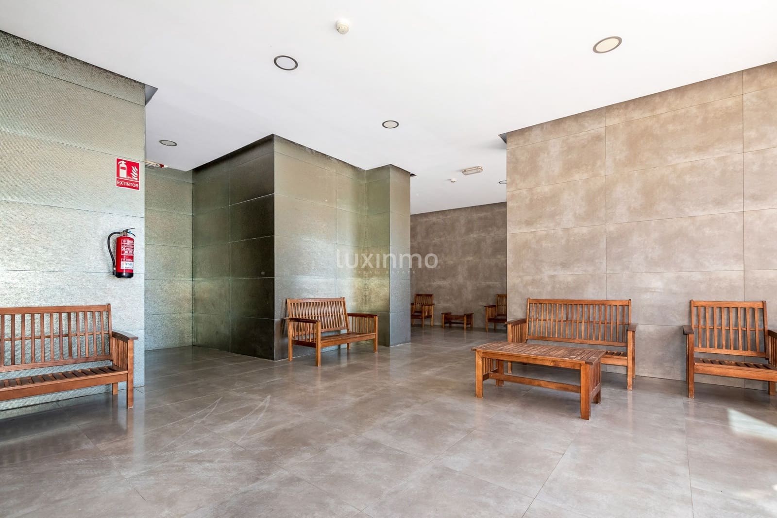 3 makuuhuone Kattohuoneisto vuokrattavana paikassa Benidorm mukana uima-altaan 
autotalli - 3 000 € (Ref: 8785916)