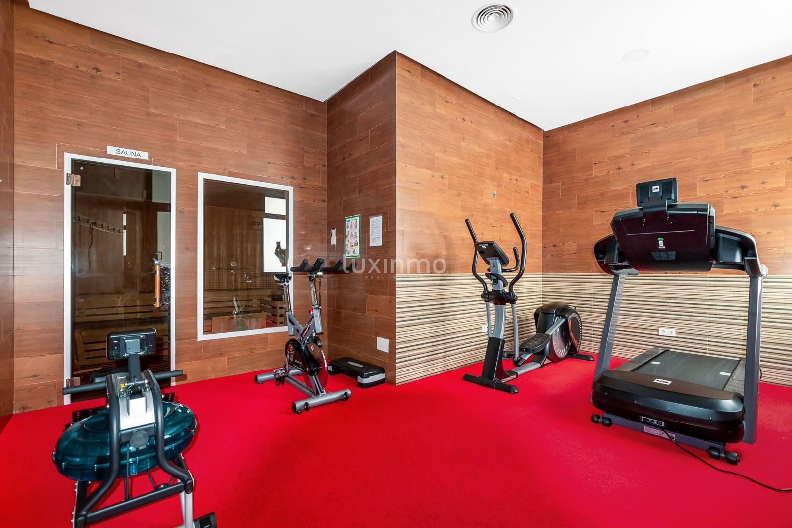 3 makuuhuone Kattohuoneisto vuokrattavana paikassa Benidorm mukana uima-altaan 
autotalli - 3 000 € (Ref: 8785916)