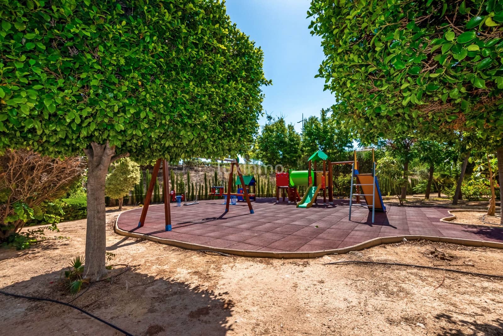 3 makuuhuone Kattohuoneisto vuokrattavana paikassa Benidorm mukana uima-altaan 
autotalli - 3 000 € (Ref: 8785916)