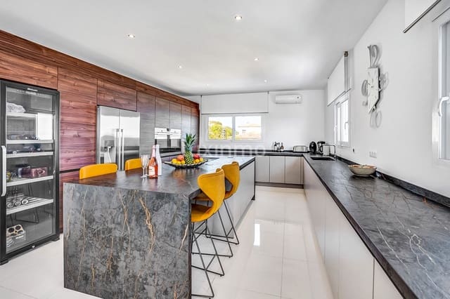 5 chambre Villa/Maison à vendre à Javea / Xàbia avec piscine garage - 2 995 000 € (Ref: 8815357)