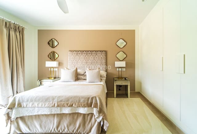 4 soverom Villa til salgs i Moraira, Teulada-Moraira med svømmebasseng garasje - € 1 489 000 (Ref: 8815359)